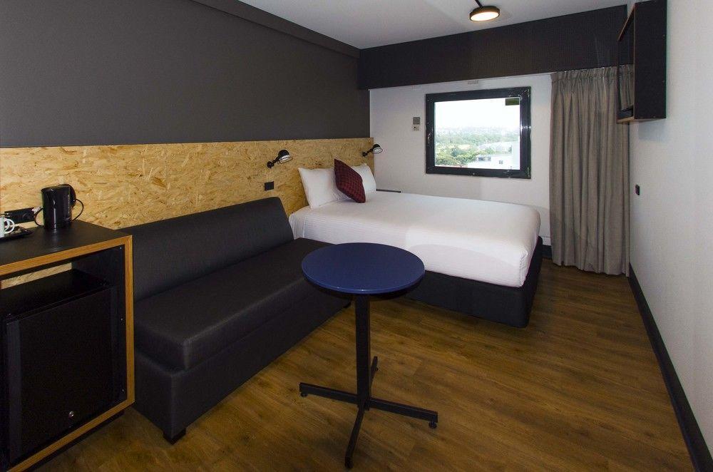 Ibis Budget Sydney East Exterior photo
