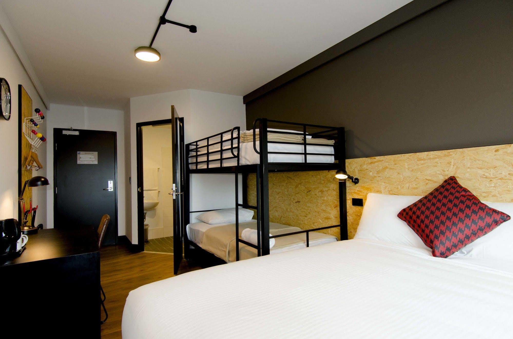 Ibis Budget Sydney East Exterior photo
