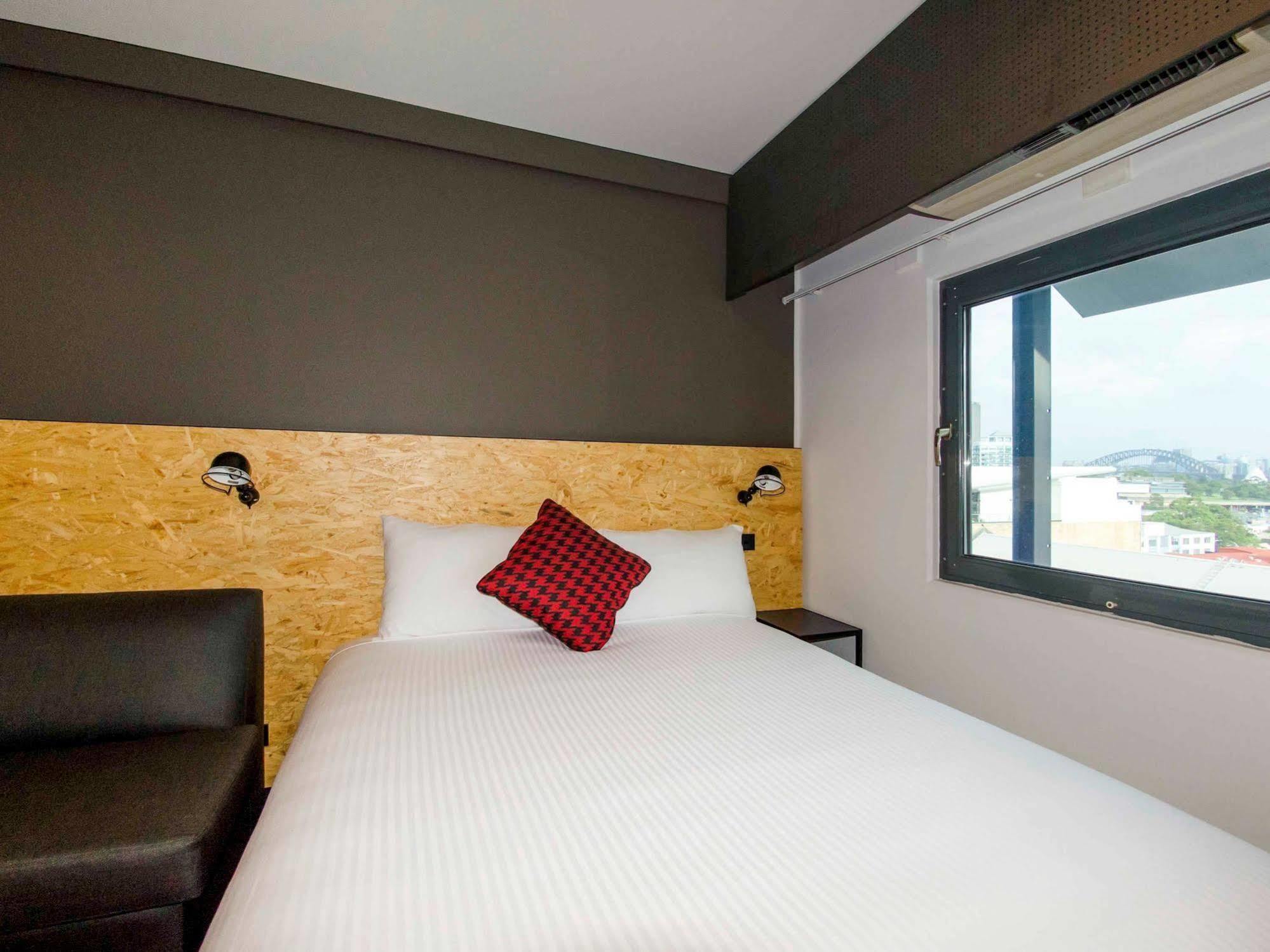 Ibis Budget Sydney East Exterior photo